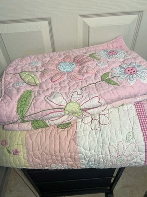 Pottery Barn Kids Patchwork Quilt TWIN Daisy Floral Flowers Cotton 2 Shams - Image 1 of 4