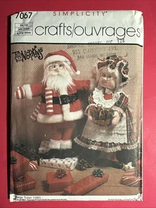 Simplicity 7067 Mr and Mrs Santa Claus Soft Sculpted Doll Plush Sewing Pattern - Picture 1 of 2