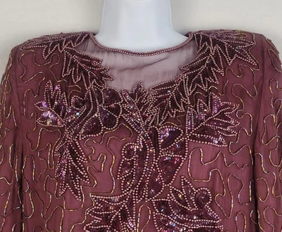 JRT 1980 Vintage Seda Cuentas Top Vino Borgoña Elegante Ropa de Noche Talla Pequeña Foto 1 de 4