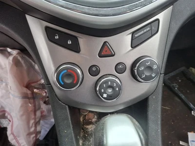 2020 Chevrolet Sonic Speedometer Instrument Cluster ID 42574339 Used 109K - Image 1 of 4