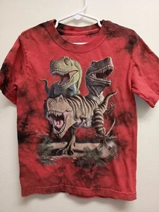 The Mountain American Museum of National History T-Rex Youth Small Red T-Shirt. - Picture 1 of 3