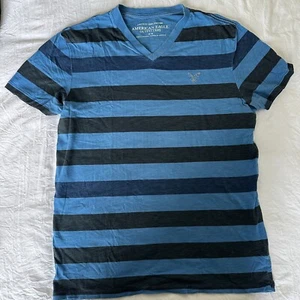 AMERICAN EAGLE Men's T Shirt Vintage Fit Blue Short Sleeve Striped Size Medium - Picture 1 of 2