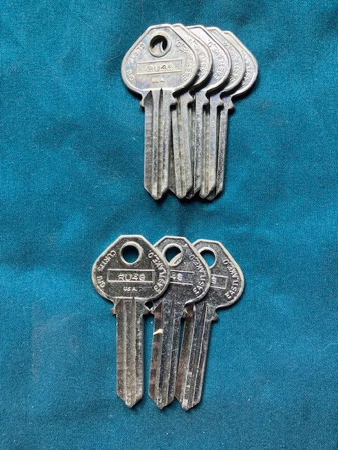 Lot Of 8 Curtis Brand RU46 Keyblanks, For Russwin Locks - Image 1 of 2