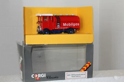 CORGI #D945/9 AEC  508 FORWARD CONTROL 5 TON CABOVER - Image 1 of 2