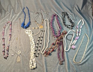 Necklace - Picture 1 of 1