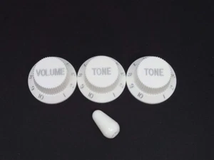 True Custom Shop® White Knobs & Switch Tip With Silver for Fender Stratocaster - Picture 1 of 3