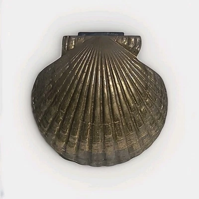 Antique Brass Door Knocker Scallop Sea Shell Nautical 1978 MCS Sea Shell Brass - Image 1 of 4