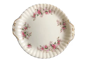 Vintage Royal Albert - LAVENDER ROSE - Handled bone China England Cake Plate EUC - Picture 1 of 5