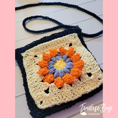 Crochet Flower Bag Crossbody With Pocket PATTERN ONLY - Image 1 of 3