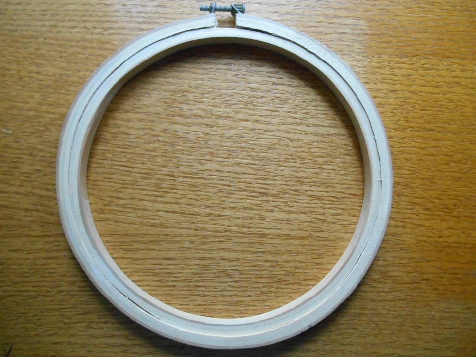Vintage 3 Ply Wood Screw Tension Embroidery Hoop 7" - Image 1 of 4