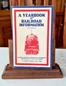 Rare A Yearbook Of Railroad Information 1943 - Railroad / Train - Picture 1 of 4