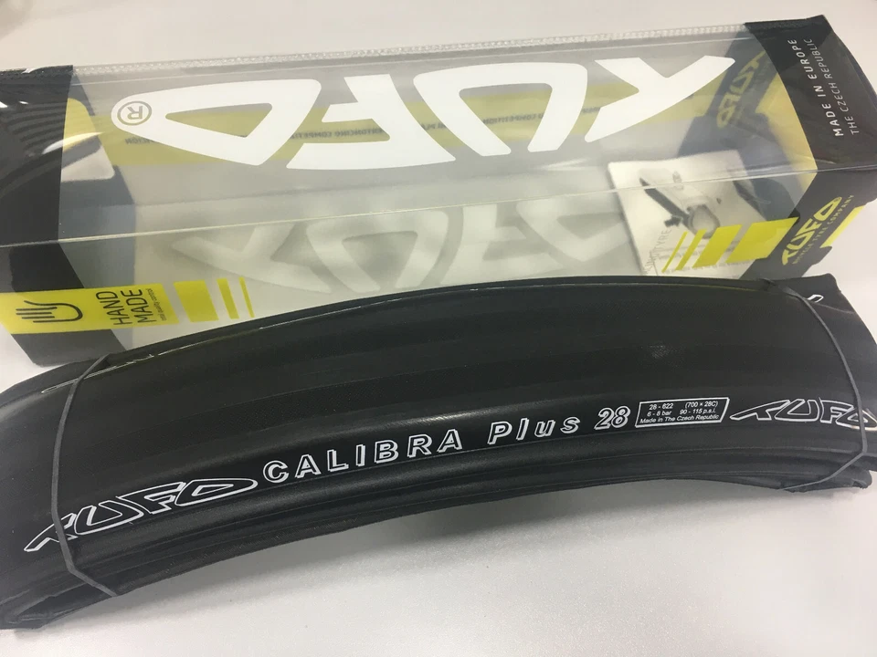 TUFO CALIBRA Plus 28 700×28c Road Bicycle Racing Clincher Tyre Black (1 Tire)