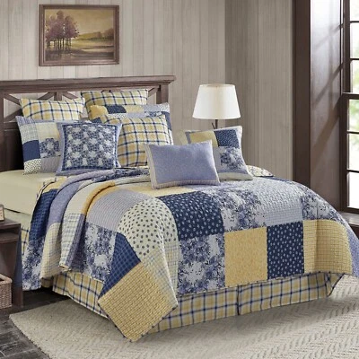 Virah Bella - Garden Walk in Bluebell - Lightweight Reversible Quilt Set - Image 1 of 4