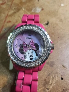 Minnie Mouse Mn2002 needs glass repair,  (works great) - Picture 1 of 8