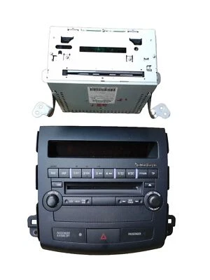 Autoradio mit Blende orig. Mitsubishi Lancer Outlander 8701A215 DY-6MW7U59 MP3 - Bild 1 von 4