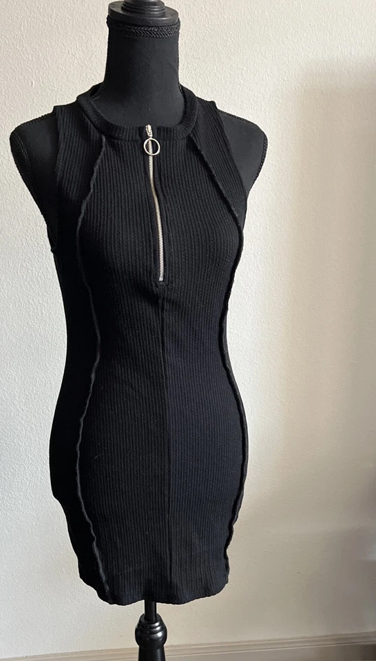 Mini Vestido Bijou Apparel Para Mujer Negro Acanalado Tejido Cuello Redondo Bodycon Talla Grande Foto 1 de 4