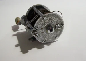 PFLUEGER SUMMIT Rolle No 1993L Trade Made USA Baitcastrolle graviert, funktioniert - Bild 1 von 22