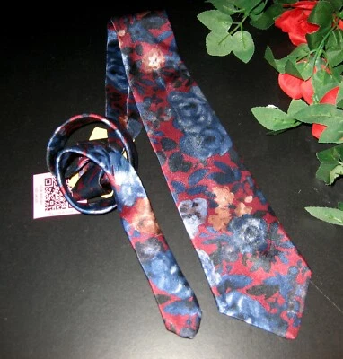 Surrey Men's Necktie Floral Abstract  - Image 1 of 2