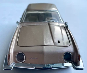 1963 Studebaker Avanti Franklin Mint W/ COA - Original Box And Packaging 1:24 - Picture 1 of 23