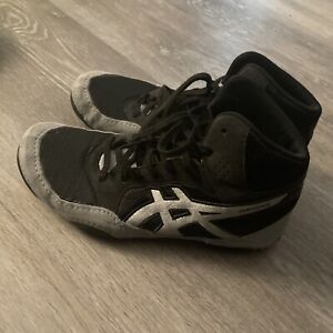 ASICS  Snapdown 2 Wrestling Shoes 1081A026 Black/Gray/Silver Size 6 Wide