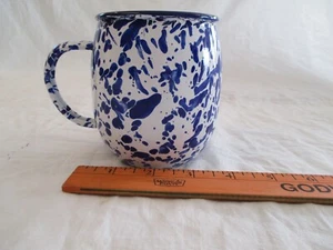 Vintage Lg. Enamelware Blue Paint Spatterware Swirl Graniteware Coffee Cup Mug - Picture 1 of 9