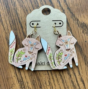Fox Earrings rmaki designs dangle cute colorful light wood - Picture 1 of 2