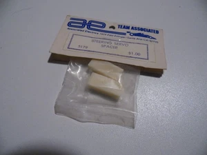 ASSOCIATED 5179 Steering Servo Spacer RC500 - Picture 1 of 1