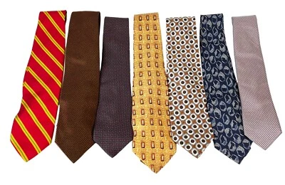 Lot Of 7 Designer Men’s Silk Neck Ties Striped Geometric Abstract Valentino More - Image 1 of 4