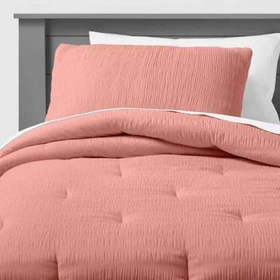 Twin Seersucker Comforter Set Rose Pink - Pillowfort