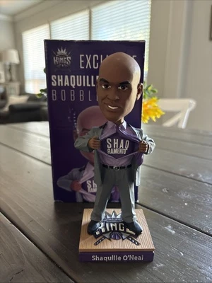 Shaquille O’Neal Bobblehead Sacramento Kings Shaqramento Rare - Image 1 of 4