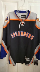 Reebok Premier NHL Jersey New York Islanders Team Jersey Men's XL -irreg - Picture 1 of 4
