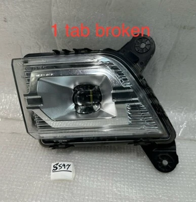 Chevrolet Silverado 1500 2500 2019-2022 OEM faros antiniebla LED dejar conductor 90114762 Foto 1 de 4
