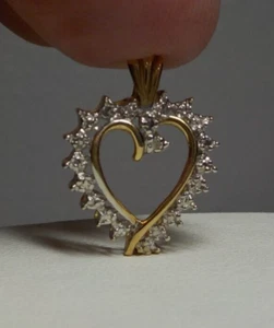JCM SIGNED 10K YELLOW GOLD HEART PENDANT W/DIAMONDS 3/4" T 5/8" W 1.32 GMS - Picture 1 of 11