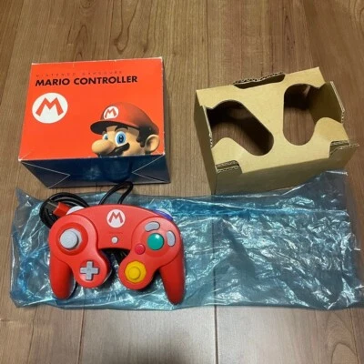 Excellent Club Nintendo Official Limited Mario Red Blue Gamecube Controller GC - Image 1 of 4