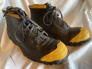VTG MENS 11 NEW RUBBER WATERPROOF ANKLE LACED RAIN SAFETY STEEL TOE SHANK BOOTS - Picture 1 of 5
