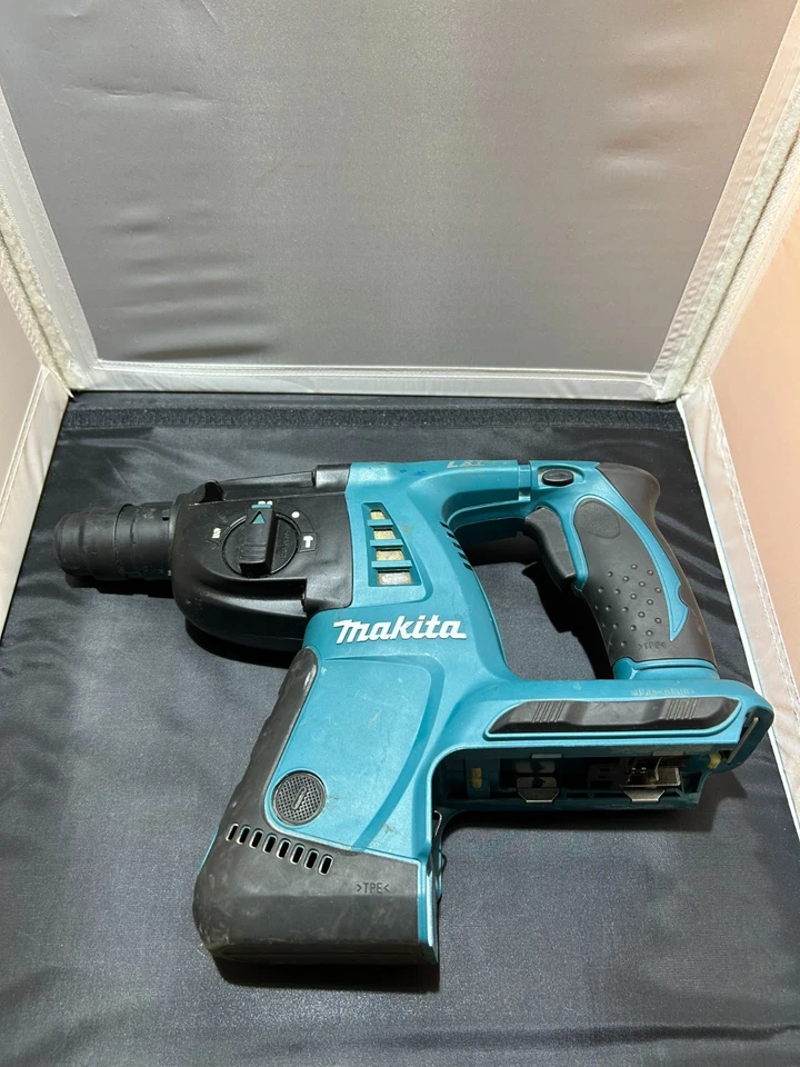 Makita LXT HRH01 Cordless Rotary Hammer Concrete Drill 18v 36V - Image 1 of 4