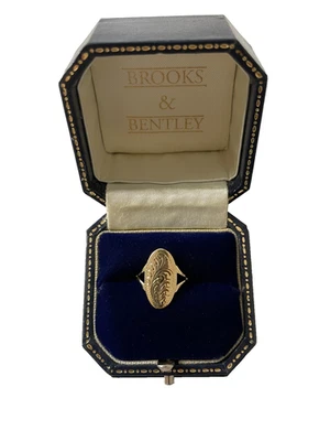 Signet Ring 9ct Gold Vintage Signet Ring Pattern Design Vintage Ring Size -M 1/2 — 第 1/4 张图片