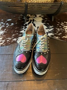 Betsey Johnson Marti Iridescent Oxford Vegan Lace Up Platform Sneaker 8M - Picture 1 of 7