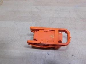 TOYOTA PRIUS 2009-2015 1.8 HYBRID HV BATTERY FUSE SERVICE PLUG G383448010 - Picture 1 of 3