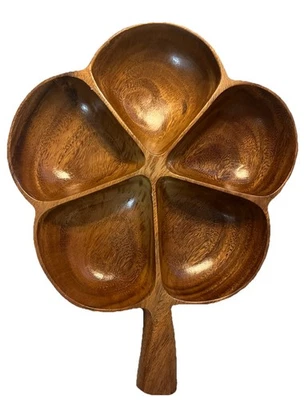 Plato de tuerca de caramelo de cinco secciones de madera de teca MCM antiguo hecho a mano vintage numerado Foto 1 de 4