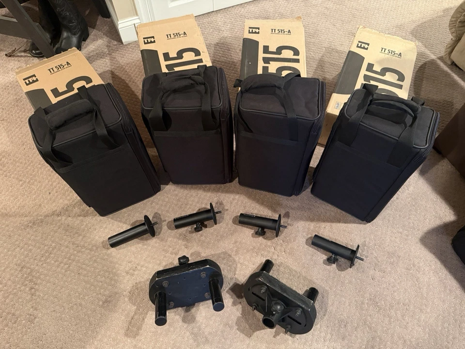 Par de altavoces RCF TT515-A Active Dual 5" LN 2000w adaptadores y cubiertas de poste libre Foto 1 de 4