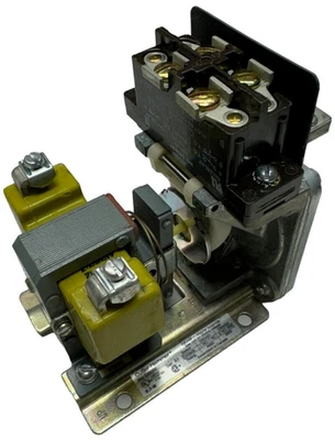 Temporizador neumático de 3 min Cutler-Hammer serie A1 - D80NE1C, 600V, D80N, D80AS1 Foto 1 de 4