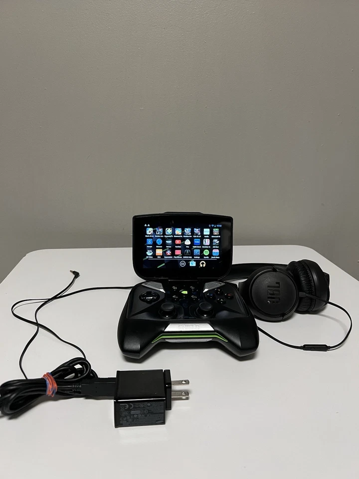 Console portatile Nvidia Shield P2450 sistema di gioco - Immagine 1 di 4