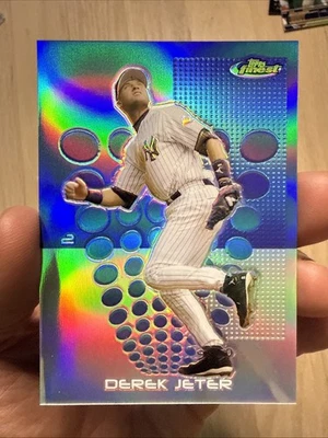 2004 FINEST DEREK JETER NY NEW YORK YANKEES REFRACTOR #2 SP - Image 1 of 4