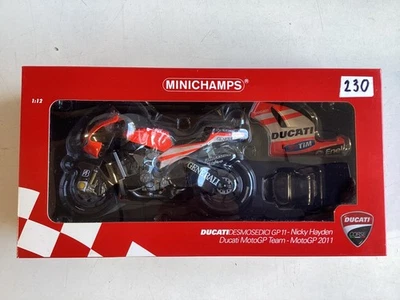 Minichamps Modell 1:12 Ducati Desmosedici Nicky Hayden Moto GP 2011 OVP neu ! - Bild 1 von 4