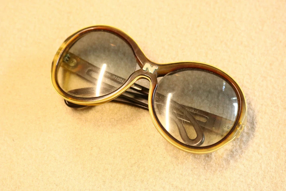 Gafas Nina Ricci Francia Diseñador Marcos Inusuales Retro Antiguo Hip Chic Moda YC Foto 1 de 4