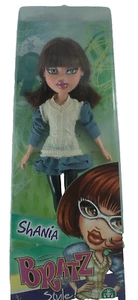 SHANIA BRATZ STYLE BAMBOLA DOLL RARA INTROVABILE - Picture 1 of 1