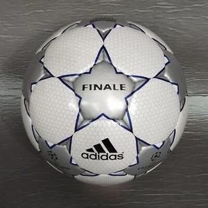 Adidas UEFA Champion League Finale 2001 FIFA APROVED Official Match Ball Gr. 5 - Bild 1 von 5