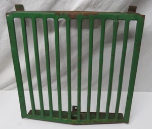 JOHN DEERE 316 318 322 330 332 LAWN TRACTOR GRILL GRILLE AM132590 - Picture 1 of 11