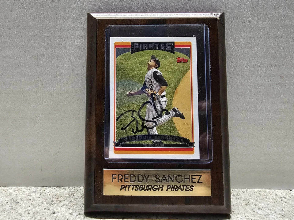 Tarjeta de béisbol autografiada Freddy Sanchez Pittsburgh Pirates MLB 2006 Topps #PIT7 Foto 1 de 4